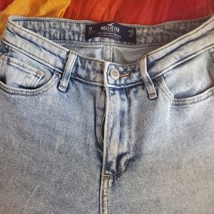 HOLLISTER 1R 25X27 Curvy High Rise Mom Jeans